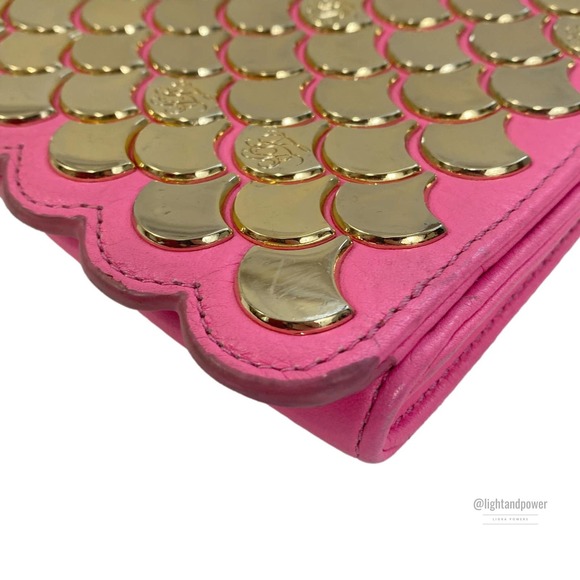 Ted Baker Fluorescent Pink Scallop Edge Clutch EUC - Picture 8 of 14